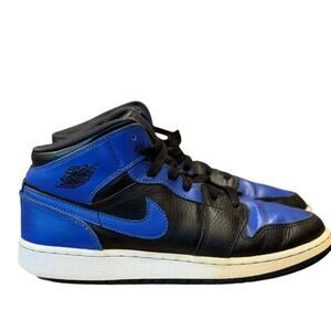 Nike Air Jordan Mid 1 Hyper Royal Boys size 6Y